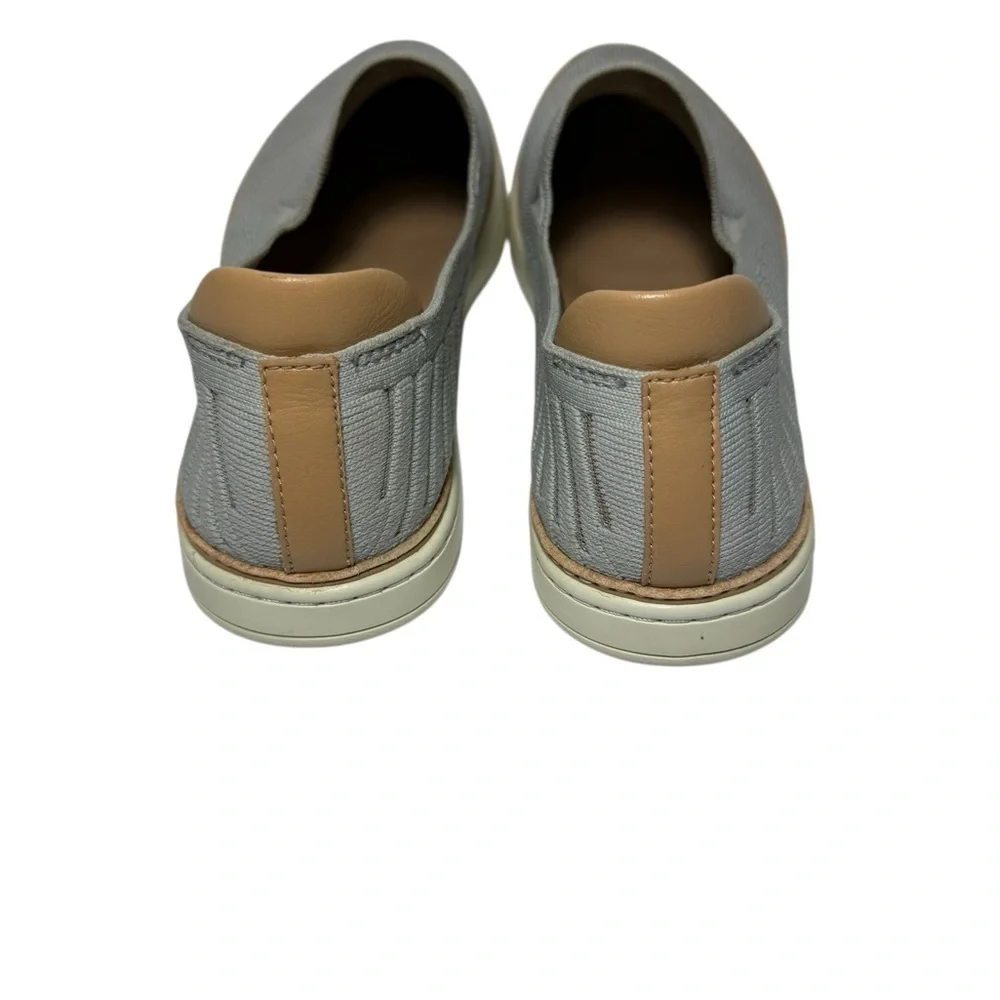 UGG Women’s Gray and Tan Loafers Size 9